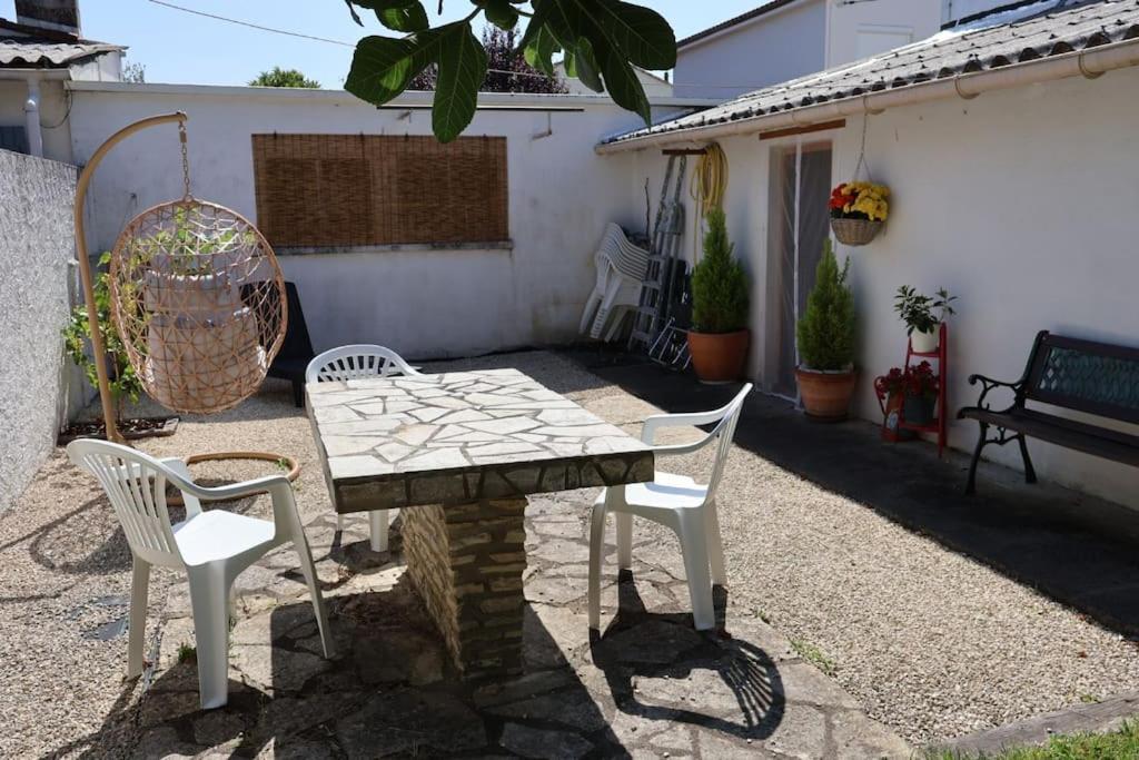 Studio Avec Jardin Prive Bergerac Bagian luar foto